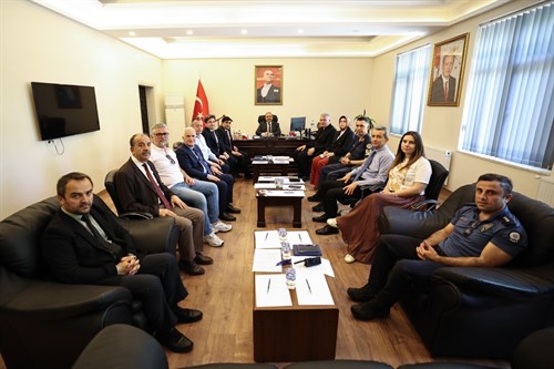 Sayın Kaymakamımız başkanlığında, İlçe Afet Yönetim Merkezi aktif hale getirilmiştir.