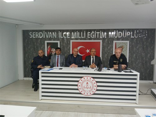 Sayın Kaymakamımız Ali CANDAN başkanlığında, Nisan Ayı Muhtarlar ve Güvenlik Toplantısı yapıldı. 